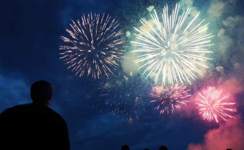 На Тернопільщині чоловік запускав феєрверки на АЗС