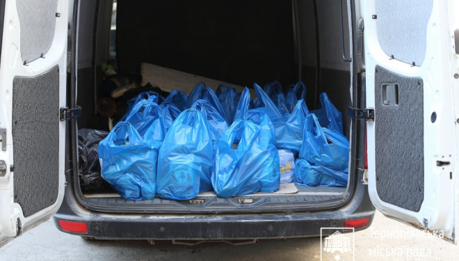 Допомога під час карантину: у Тернополі продовжують допомагати вразливим верствам населення