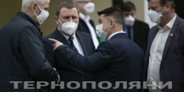 «Через недолуге попереднє керівництво Тернопільська облдержадміністрація та районні ради могли залишитися без зарплат», – Віктор Овчарук