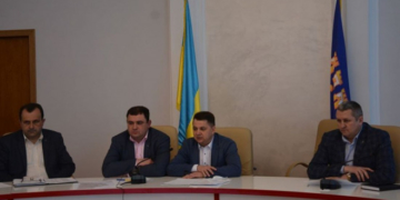 Віктор Овчарук: «Потрібно шукати компромісні варіанти щодо реформування субрегіонального рівня адміністративно-територіального устрою області»