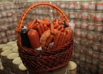 Не виходячи з дому, тернополяни можуть запастися м’ясними продуктами безкоштовно