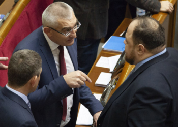 Замість того, щоб красти гроші в лікарів, краще їх застрахуйте, – Іван Чайківський про дії влади