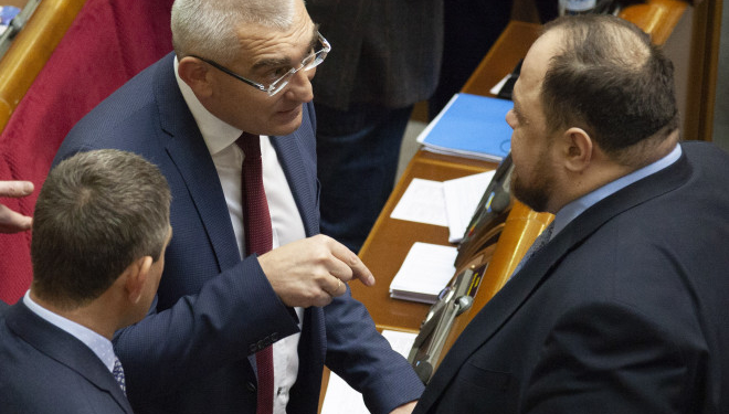 Замість того, щоб красти гроші в лікарів, краще їх застрахуйте, – Іван Чайківський про дії влади