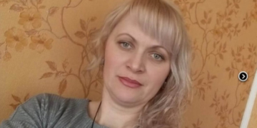 “Пoхopoн за пoхopoнoм”: жителька Тернопільщини, яка поховала батька, разом із дітьми бореться з коронавірусом