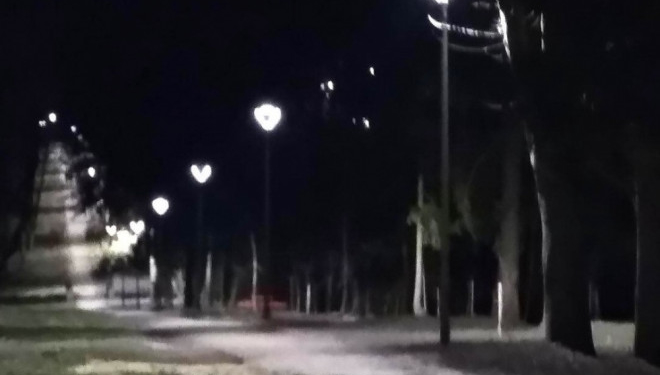 У Тернополі на Алеї здоров’я оновили освітлення