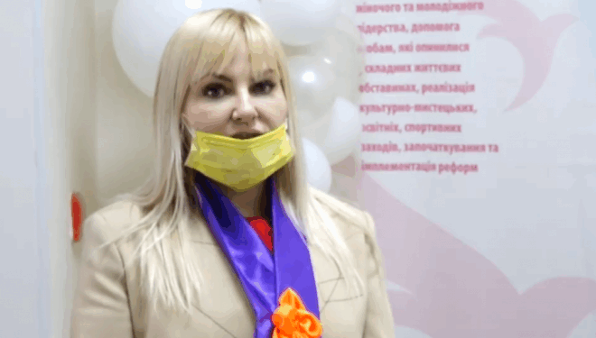 «Великдень з Дією»: більше 200 святкових продуктових наборів розвезли потребуючим благодійниці