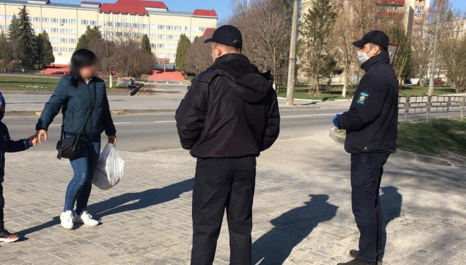 Карантині обмеження: у Тернополі правоохоронці здійснюють посилене патрулювання територією міста