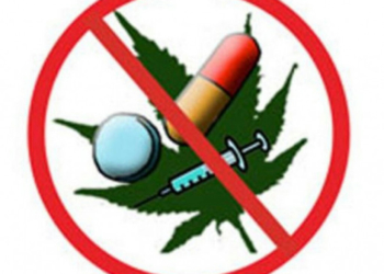 На Тернопільщині правоохоронці вилучили у чоловіків 25 пакетів насіння коноплі