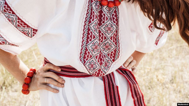 У жительки Тернопільщини зберігається унікальна колекція народного вбрання