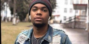 Нові подробиці: дівчину, яка в Тернополі зарізала африканця, уже притягували до відповідальності