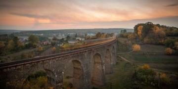 На Тернопільщині є міст, як у фільмі про Гаррі Поттера (Фото)