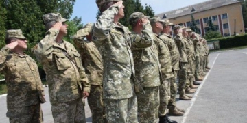 Стало відомо, який стан військовослужбовців, у яких виявили коронавірусну інфекцію