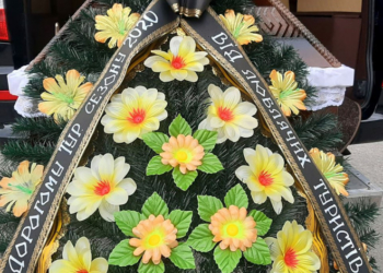 У Тернополі відбувся “похорон” без мерця (Відео)