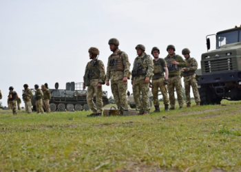 Тернопільські військовослужбовці змагалися у навичках зі спеціальної підготовки