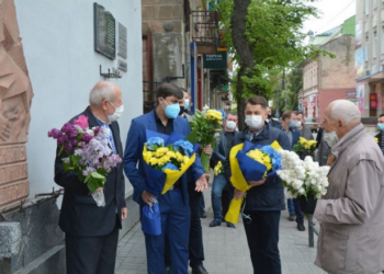 “Результатом радянського терору стало не лише фізичне знищення, а й моральні каліцтва”, – Віктор Овчарук на вшануванні пам’яті жертв політичних репресій