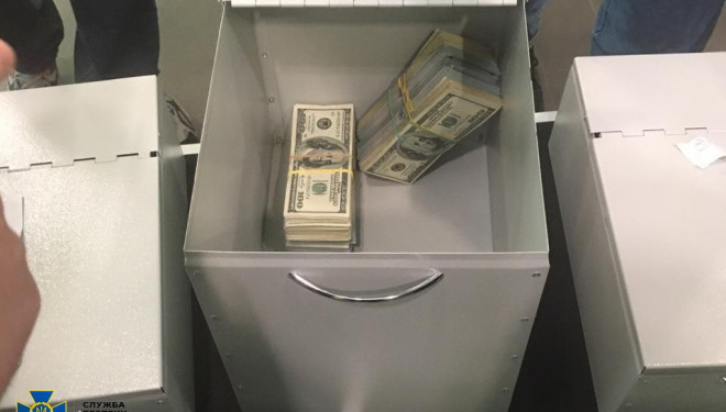 СБУ викрила масштабну систему продажу біодобавок, які нібито захищають від коронавірусу (Відео)