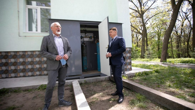 У Тернопільському фтизіопульмонологічному медичному центрі встановили систему централізованої подачі кисню