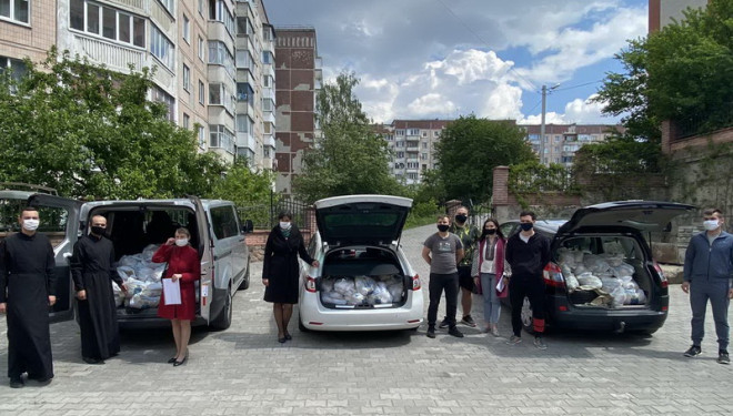 Церковна допомога для потребуючих тернополян