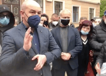 Підприємці з речових ринків тернополя готові виконувати усі вимоги епідеміологів, лиш би знову працювати