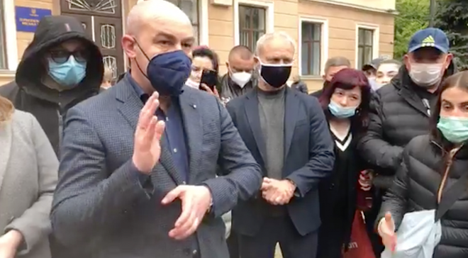 Підприємці з речових ринків тернополя готові виконувати усі вимоги епідеміологів, лиш би знову працювати