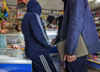 Штрафи не лякають : у Тернополі продовжують продавати алкоголь у нічний час