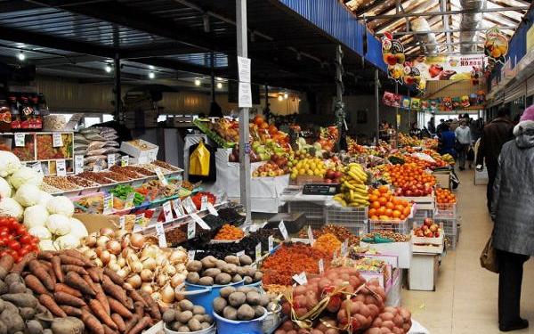 Чому керівники тернопільських продуктових ринків відмовилися їх відкривати?