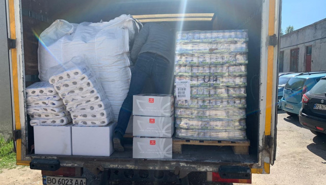 Майже 2 тонн гуманітарної допомоги дитячій лікарні передали благодійники