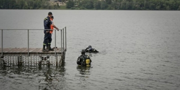У Тернополі водолази розпочали роботи по очищенню ставу