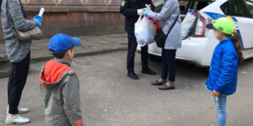 У Тернополі маленька дівчинка врятувала матір, прибігши за допомогою до лікарні