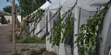Традиції єднають: тернопільські артилеристи відзначають “Зелені свята” на полігоні