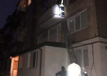 У Тернополі спецслужби допомогли бабусі потрапити у власне житло