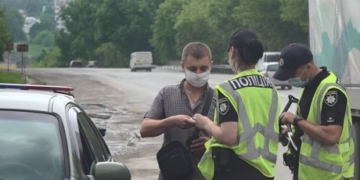 Тернопільські патрульні почали фіксувати швидкість за допомогою TruCam у місті
