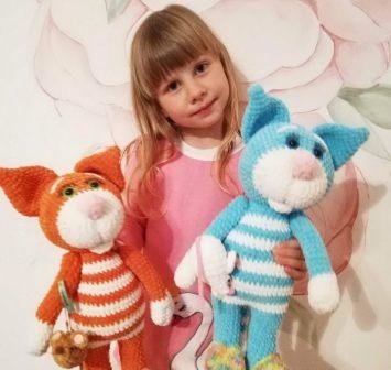 Жінка з Тернопільщини в’яже унікальні іграшки