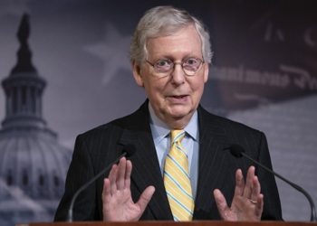 Республіканці у США запропонували видати громадянам по 1,2 тис доларів через коронавірус