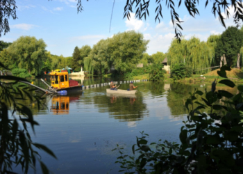 У Тернопільському гідропарку очищують водойми