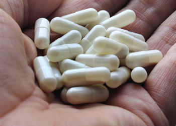 На Тернопільщині викрили канал контрабанди лікарських засобів з Польщі