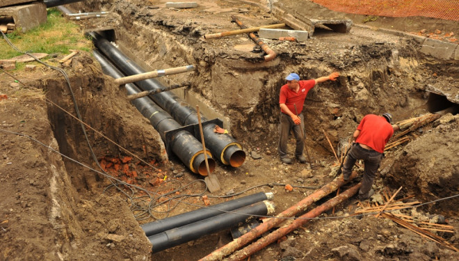 На вул. Леся Курбаса у Тернополі проводять заміну теплової мережі