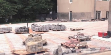 У Тернополі розпочали ремонт шкільного подвір’я