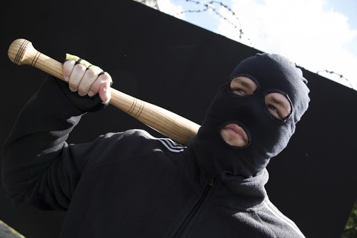 У Тернополі двоє чоловіків, щоб повернути борг, зайнялись рекетом