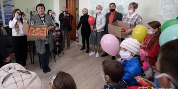 Для маленьких тернополян передали подарунки