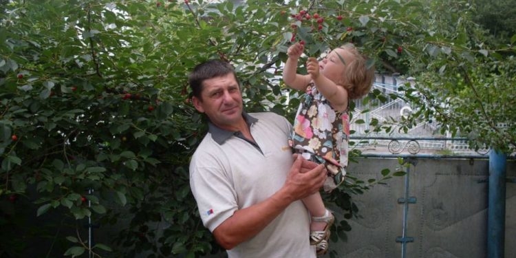 Потрібна допомога: на Тернопільщині батько трьох діточок бореться за життя