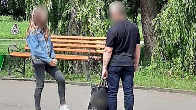 Знімав спідню білизну: у парку Тернополя затримали збоченця