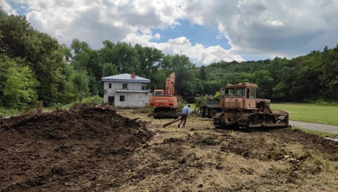 На Тернопільщині триває реконструкція стадіону