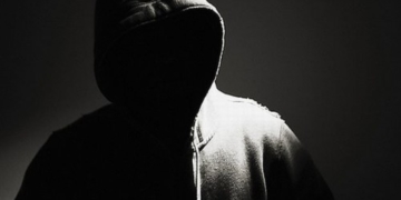 П’ять місяців шукають родичів: на Тернопільщині не можуть встановити особу чоловіка, який попав під поїзд