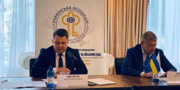 Віктор Овчарук: «Робота закладів охорони здоров’я під час пандемії стала лакмусовим папірцем, який оголив проблеми реформування галузі охорони здоров’я»