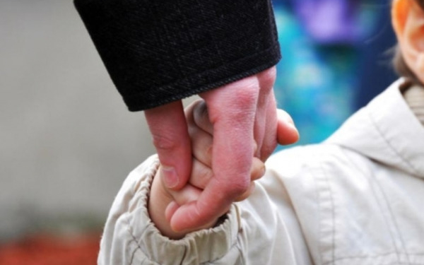 23-річну тернополянку чортківські поліцейські підозрюють у крадіжці дитячого самоката