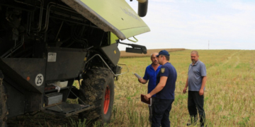Перевірки розпочалися: на Тернопільщині рятувальники перевіряють зернозбиральну техніку