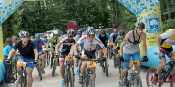 У Тернополі пройшли змагання з велосипедного спорту крос-кантрі «Lemon race»