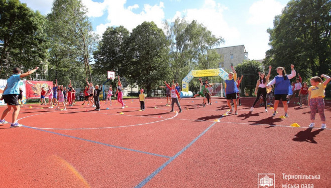 У Тернополі побудували унікальні спортивні майданчики під відкритим небом та збільшення соціальної допомоги