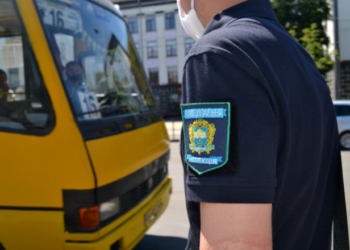 У громадському транспорті Тернополя почали працювати інспектори та контролери